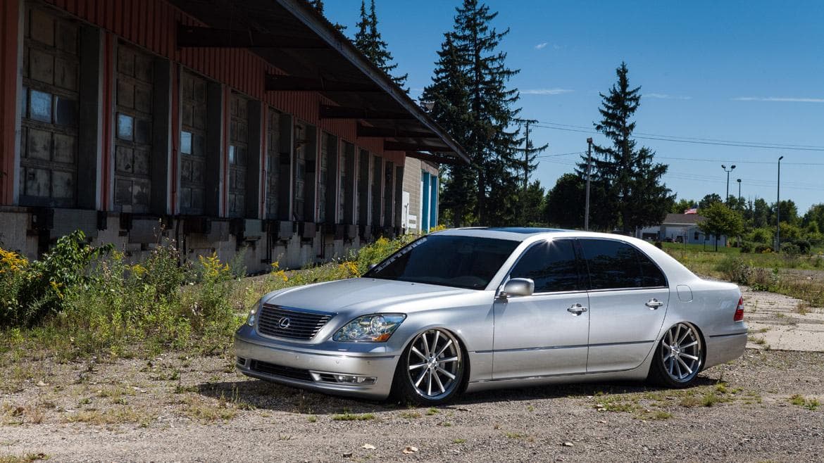 vehicle-lexus-ls-430-1