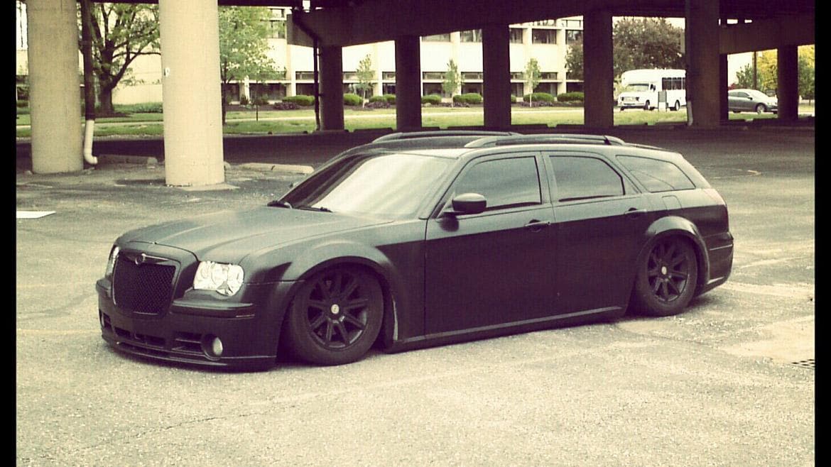 vehicle-dodge-magnum-6