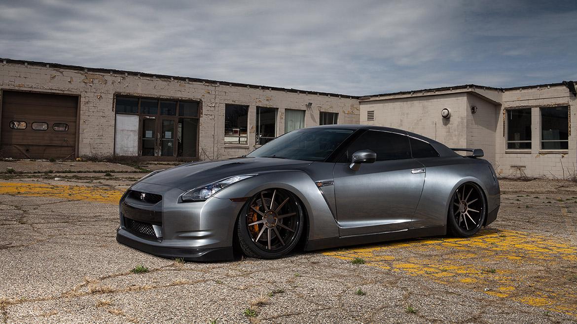 vehicle-nissan-gt-r-1.jpg