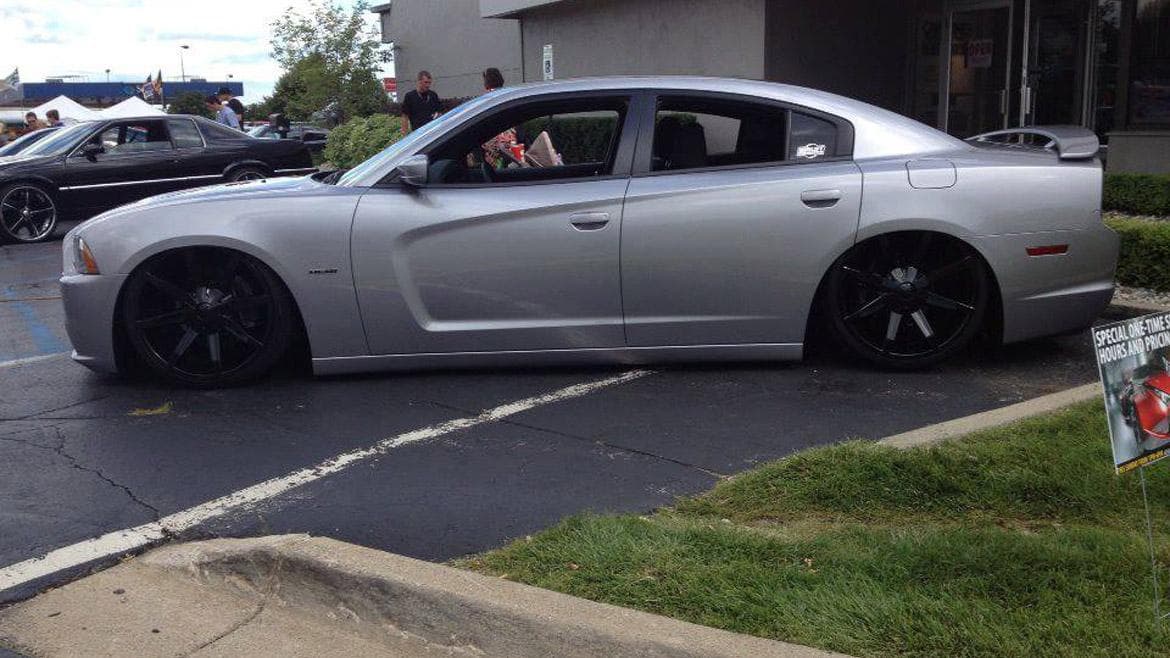 vehicle-dodge-charger-1