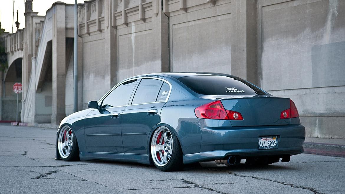vehicle-infiniti-g35-3