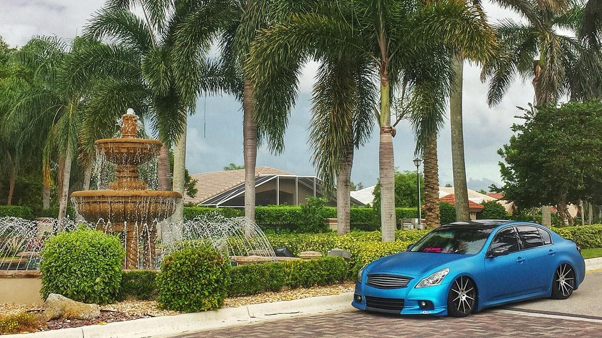 vehicle-infiniti-g37-11