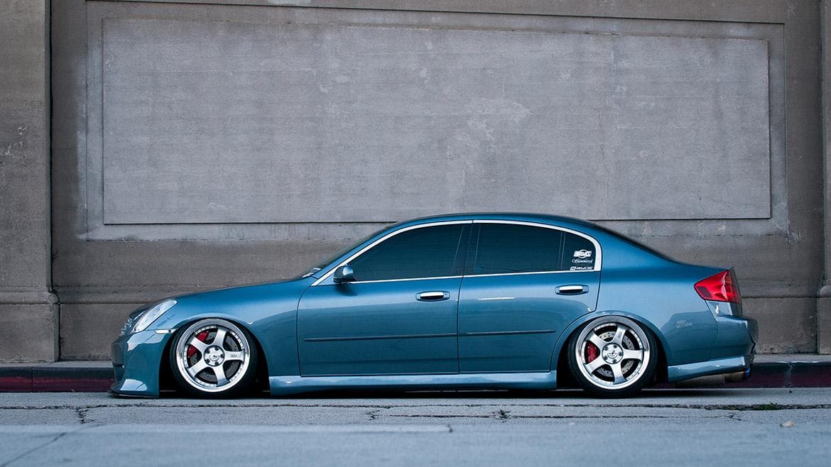 vehicle-infiniti-g35-4